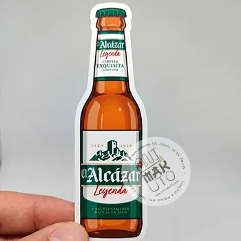 pegatina cerveza alcázar. Stickers botella tercio regalo personalizado Jaén personalizadas.