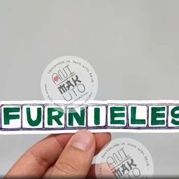 cartel furnieles jaen tienes mas chominas que la tienda de furnieles pegatina personalizada jaen stickers pegatas coleccion